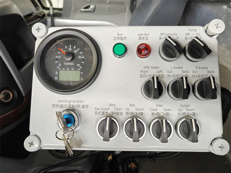 HOWO 12CBM street road sweeping truck