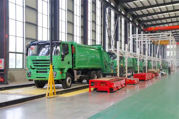 howo garbage compactor truck