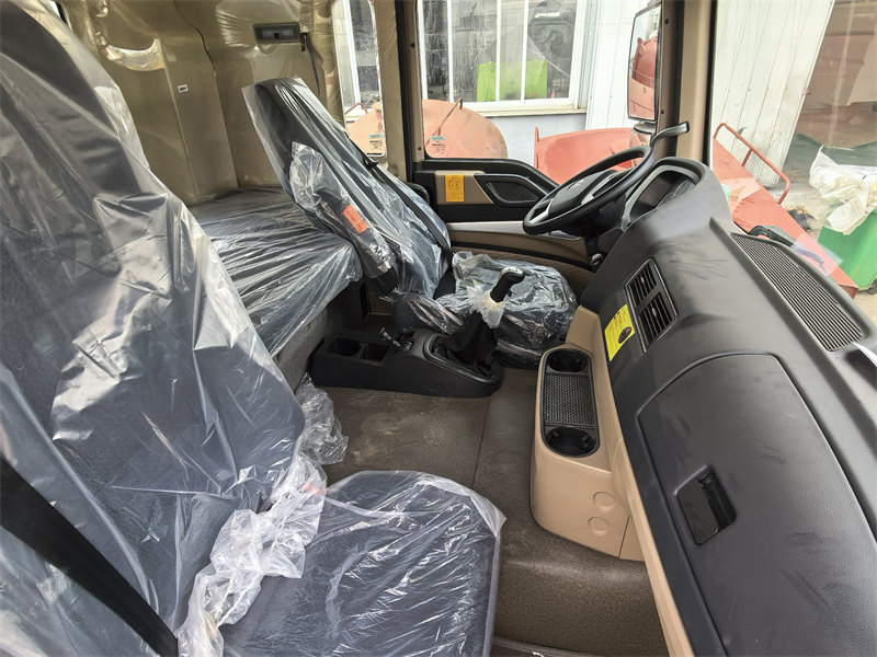 HOWO TX water spray truck