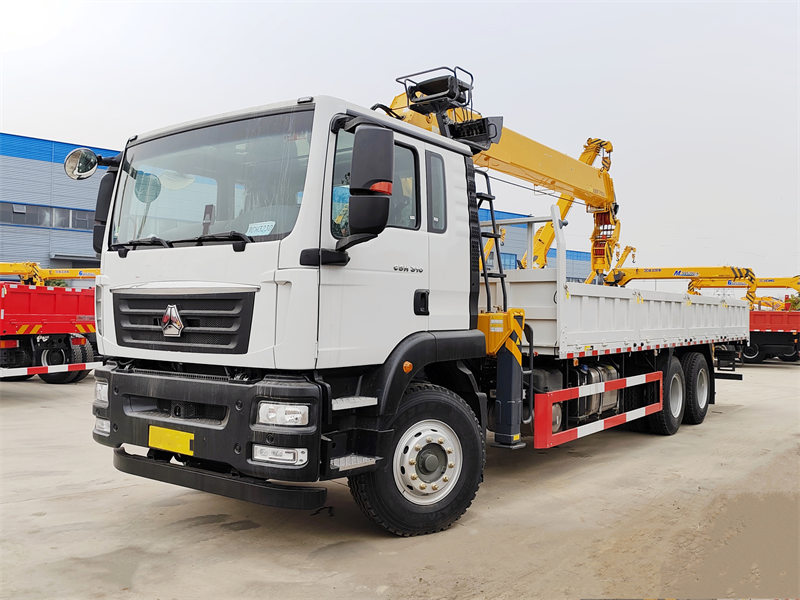 Howo 6×4 Telescopic Boom Crane Truck