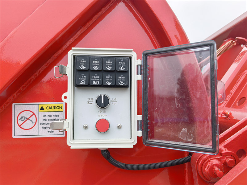 HOWO NX heavy waste compactor truck HOWO NX heavy waste compactor truck