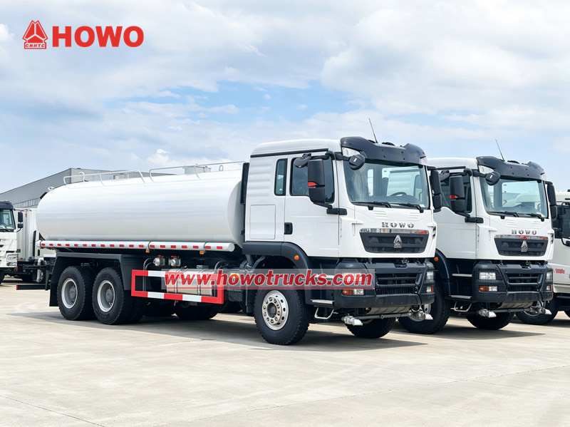 Ang HOWO TX heavy 20000L water sparying truck ay iniluluwas sa Djibouti